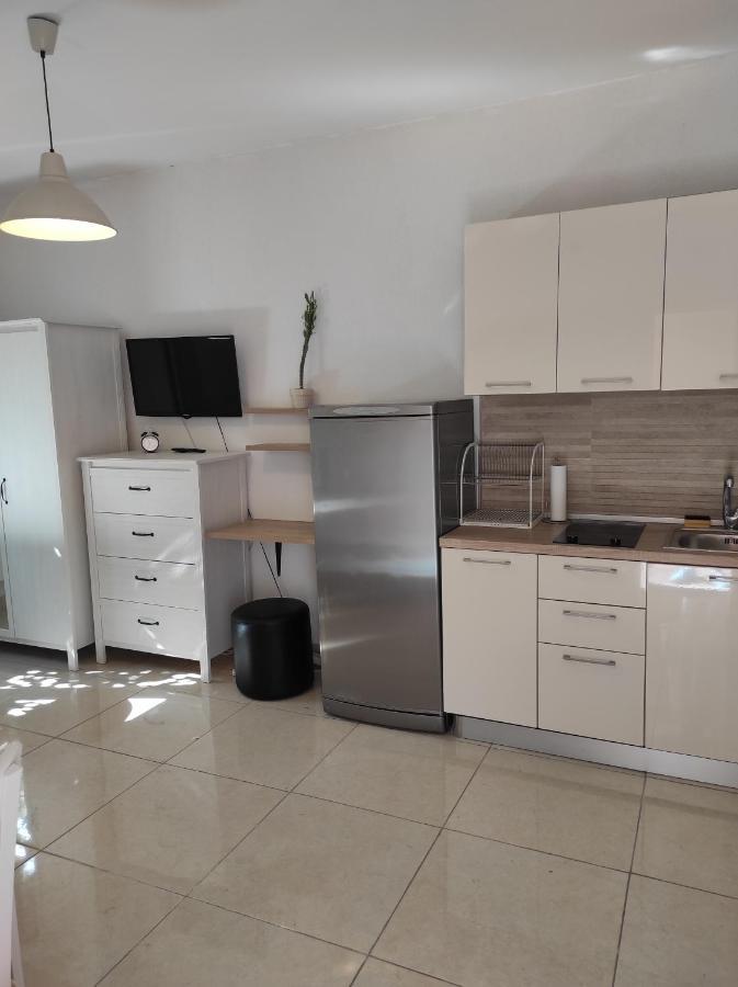 Lemon Apartment - Zupanska Ulica 21 Pula Bagian luar foto